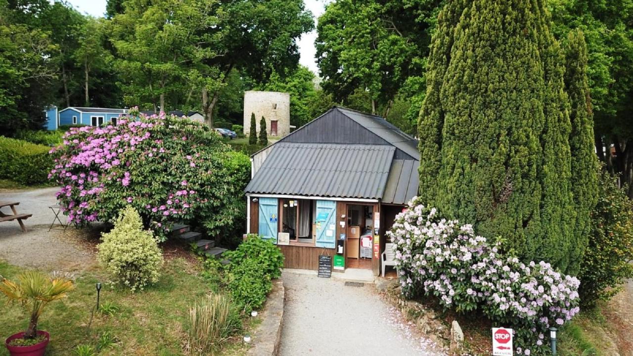 Camping Le Balcon De La Baie Saint-Marcan Exterior photo